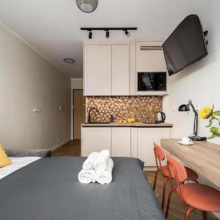 77 Wiktoryn Studio Lägenhet Warszawa Exteriör bild