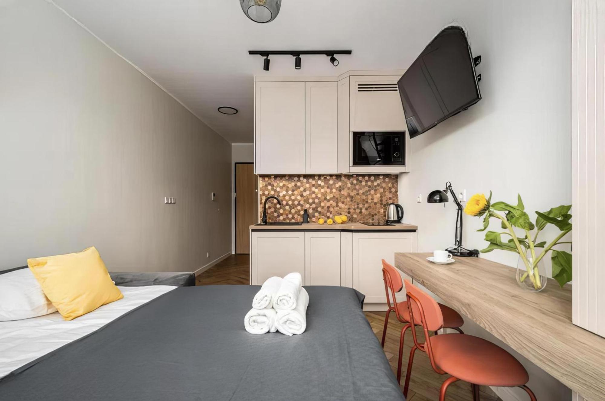 77 Wiktoryn Studio Lägenhet Warszawa Exteriör bild